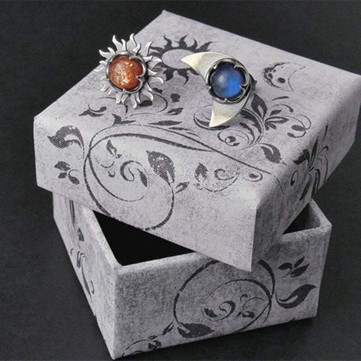 Sune Moon Earrings