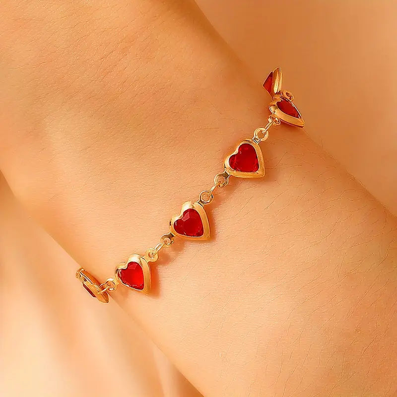 Ophalyra Garnetelle Bracelet | Gold