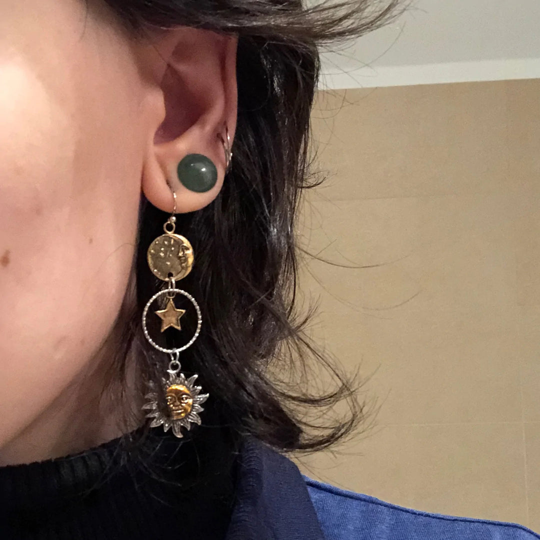 Sunn-Moon Pendant Earrings