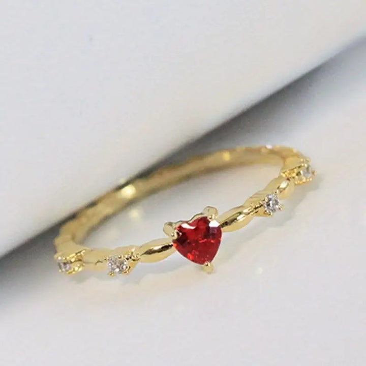 Coralynn Amoura Ring | White Gold