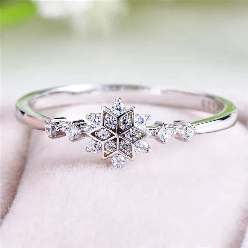 Snowflak Ring in Sterling Silver 925