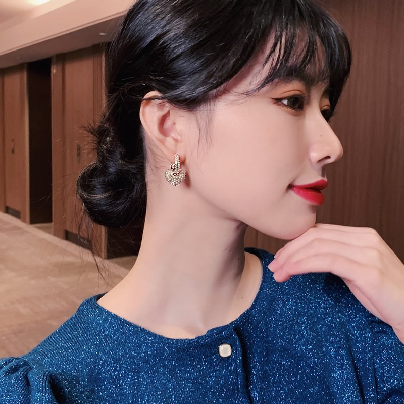 Pearl of Luv Earrings in Gold