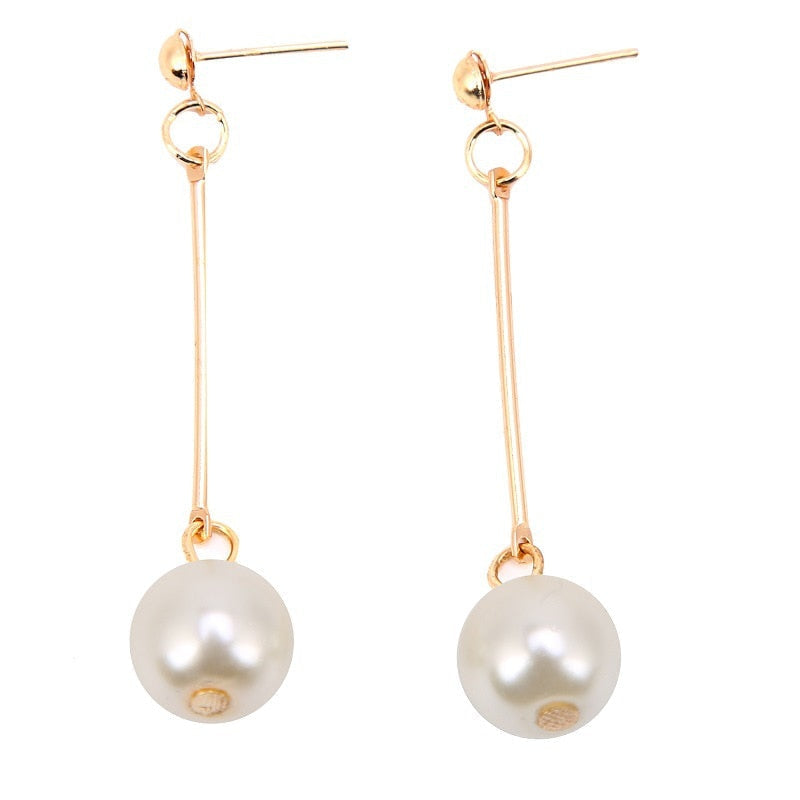 Elegant Hand-Plaid Pearl Earrings with Luxurious Dangle