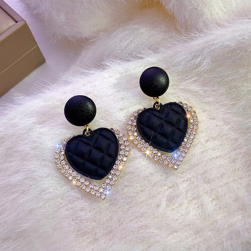 Dork Heart Earrings in Gold