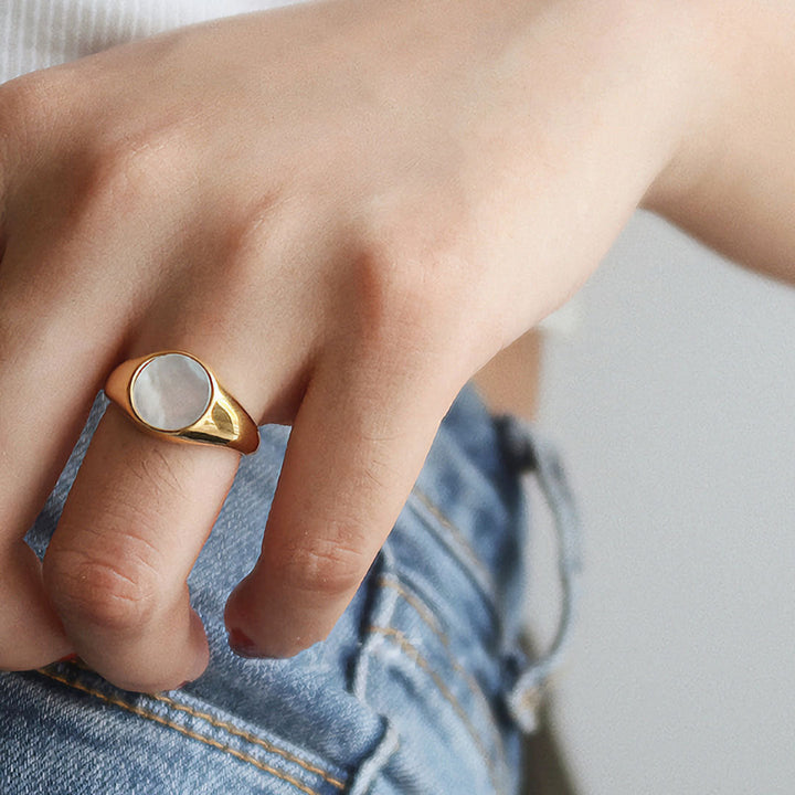 Motherl Pearl Ring