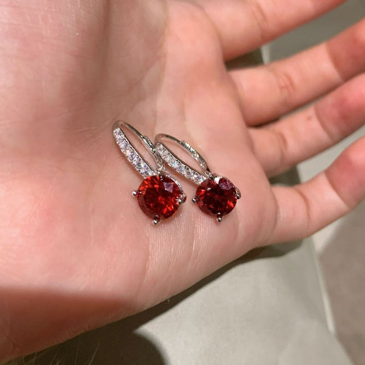 Celirae Orvane Earrings | White Gold