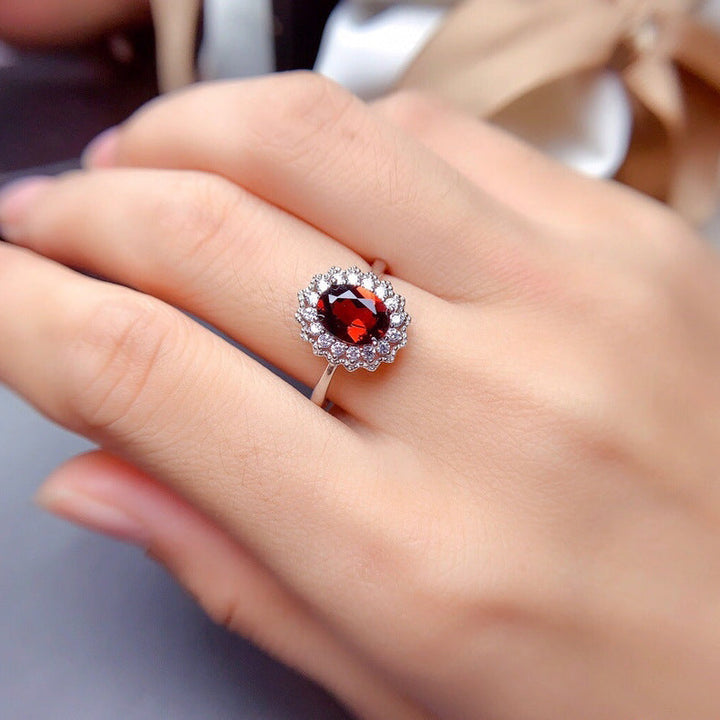Liyara Venisse Set | White Gold
