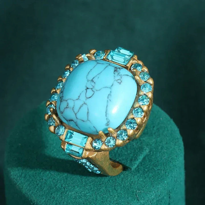 Vintage Art Deco Ring in Gold & Turquoise