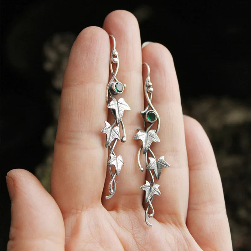 Vintige Leaf Elf Earrings