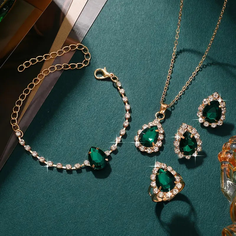 Elisandré Vermont Jewelry Set | Gold