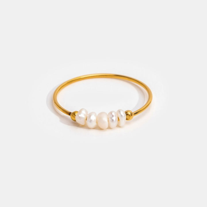 Clasic Ring with Freshwater Pearl