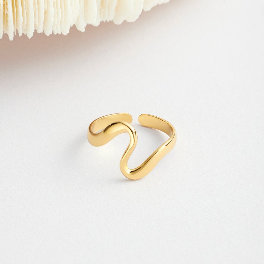 Golen Wave Ring