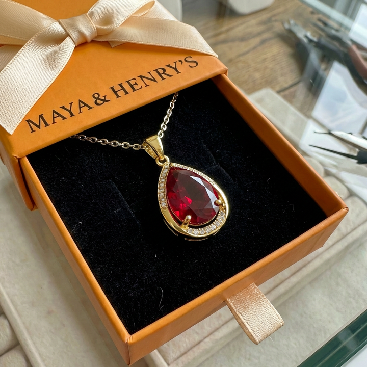 Rubi Teardrop Pendant Necklace | Gold