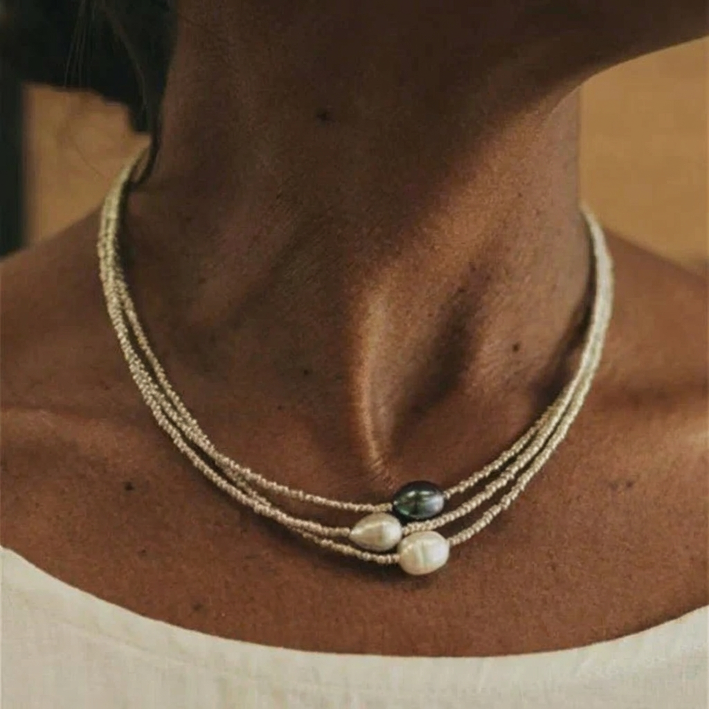 Necklace made of natural pearls