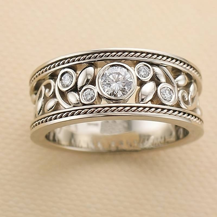 Vintaje Silver & Zirconia Ring