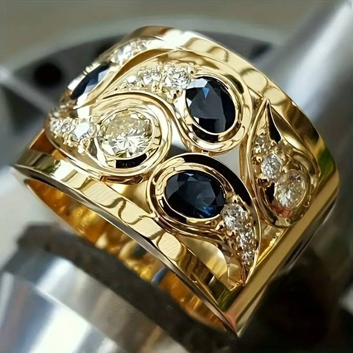 Vintaje Golden Inlaid Zirconia Ring