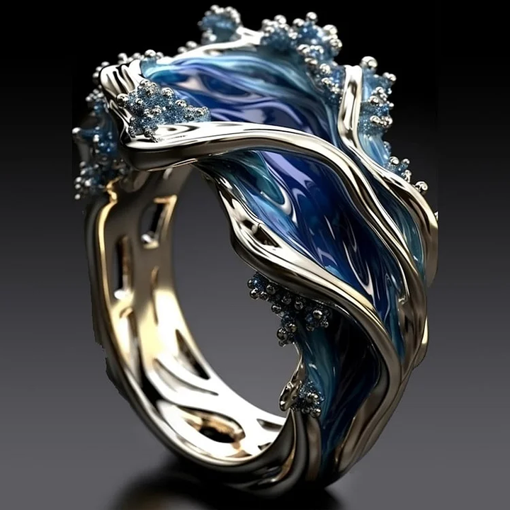 Golden Vintage Wavy Ocean Ring
